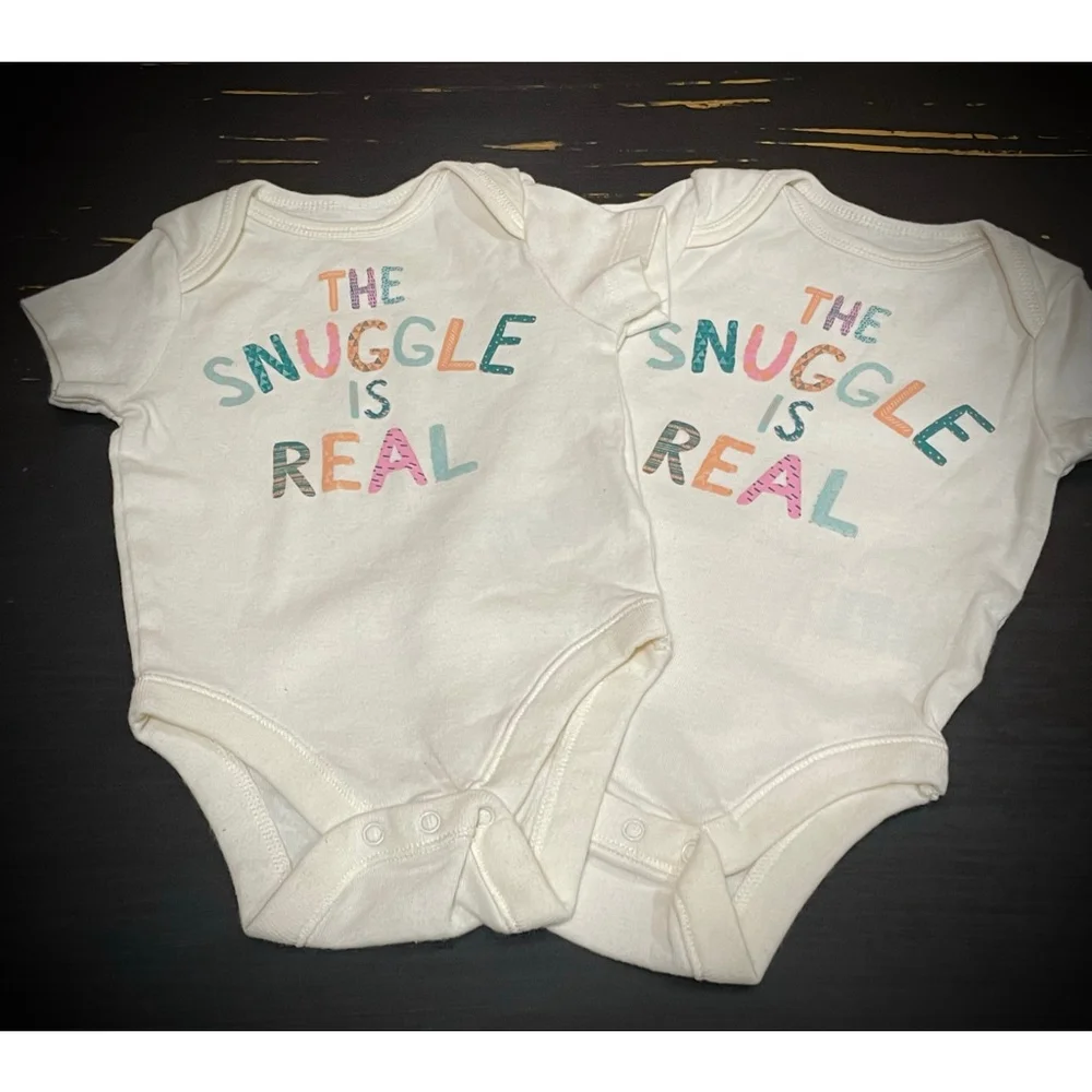Twin girls matching old Navy Bodysuits 3-6m Multicolor 